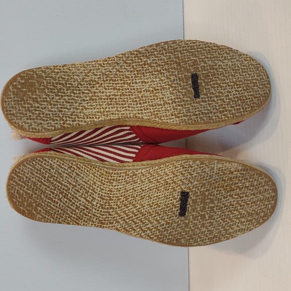 Toms Women's University Red Classic Rope Sole Slip-On Red / Ivory Stripe Flats - Picture 9 of 10